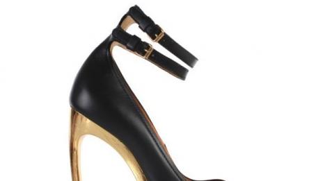 Откритие на деня: обувката с триъгълна платформа на  Lanvin