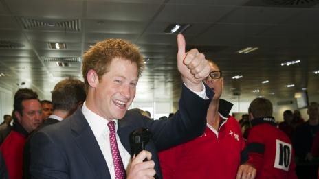 Принц Хари - най-добър втори пилот на хеликоптер