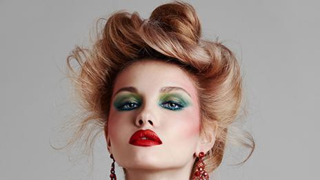 Материалната кукла