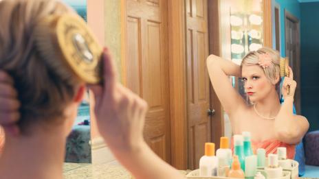 Какви рискове крие използването на чужд гребен?