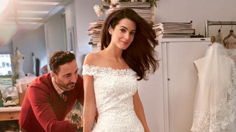 Как се променя сватбената рокля за 100 години