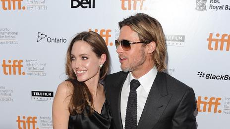 Брад иска да снима филм с Анджи, за да е със семейството