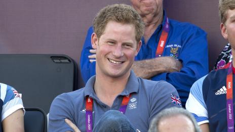 Принц Хари скандализира Бъкингам