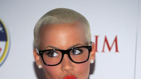 Забъркаха Амбър Роуз отново в нудистки скандал