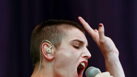 Шинейд О'Конър иска да позира за Playboy