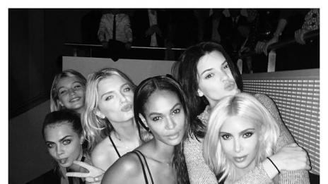 Ким и Кание плащат на сурогатна майка за второ?