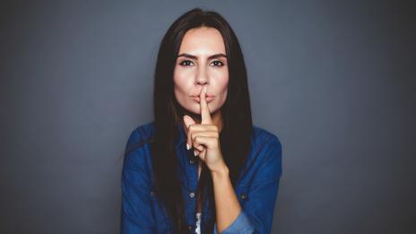 5 причини защо пазенето на тайни е вредно за вас