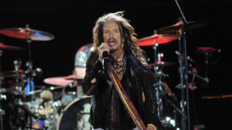 Над 30 000 полетяха с Aerosmith