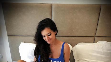 Глезят Преслава със сладко