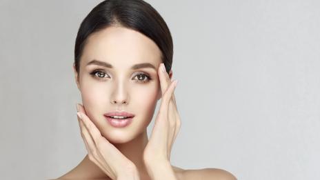 4 упражнения, които изглаждат лицето