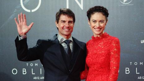 Том Круз купи колело на Олга