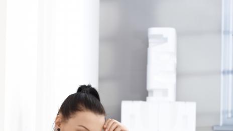 Как да преодолеете предателство на приятел