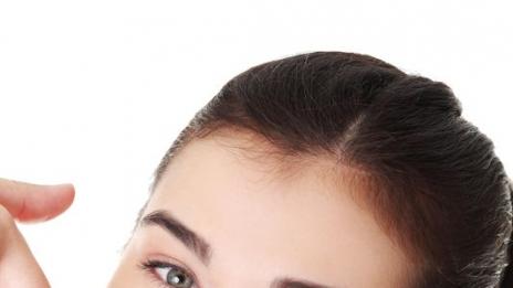 Белите зъби свалят 5 години от възрастта