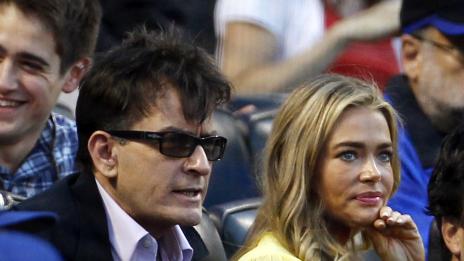 Чарли Шийн си призна за психическия срив