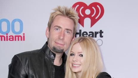 Аврил Лавин и Чад Крюгер се развеждат?