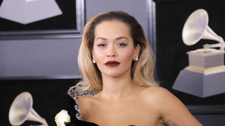 Рита Ора призна: Имала съм връзки и с мъже, и с жени