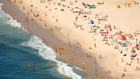 Най-хедонистичният плаж в света: Копакабана