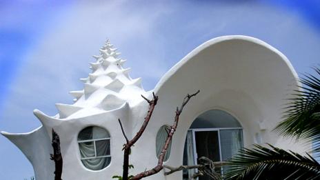 Къща-раковина на мексиканска почва