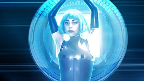 Лейди Гага рекламира немска телевизия