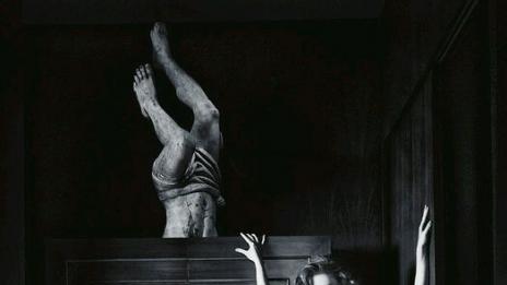 Иконата Джесика Частейн