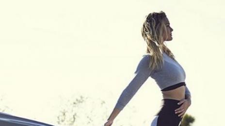 Израел погна Бар Рафаели заради подарени коли