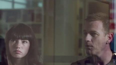 Анджела Недялкова до Юън Макгрегър в „Трейнспотинг“ 2 (ВИДЕО)