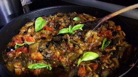 Как да си приготвим сицилианска капоната?