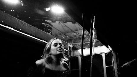 Адел наруши мълчанието за развода