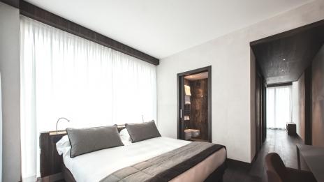 Модерен хотел в сърцето на Милано