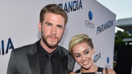 Майли и Лиъм отмениха годежа си