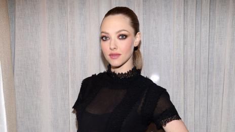 Изненада! Аманда Сейфрид е бременна