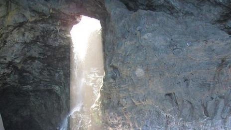 10-те най-невероятни пещерни водопада в света