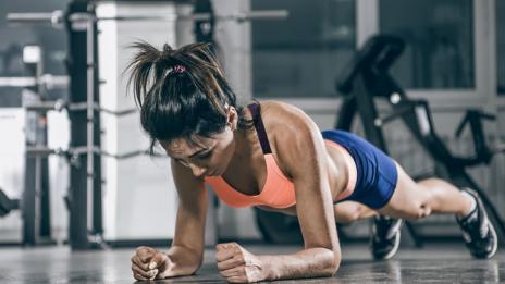 Какво ще се случи с тялото, ако правите планкове всеки ден?