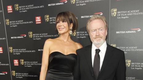 Ридли Скот режисира филм за анимационни мечки