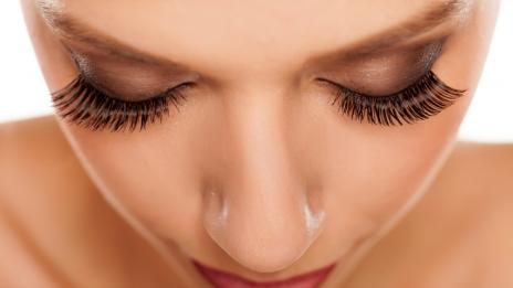 3 трика за по-дълги мигли