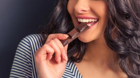 За млада и гладка кожа – шоколад