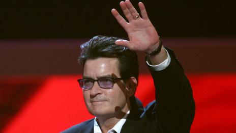 „Двама мъже и половина“ няма да се бори за „Еми“