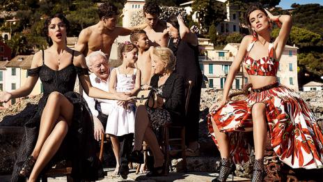 Музата Моника Белучи