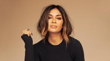 Никол: Щастлива съм с Григор, не му изневерявам