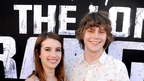 Арестуваха Ема Робъртс за домашно насилие