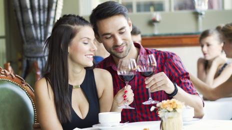 Признаците, че трябва да промените очакванията си за първата среща