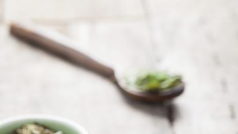 Как може да отслабвате с чай