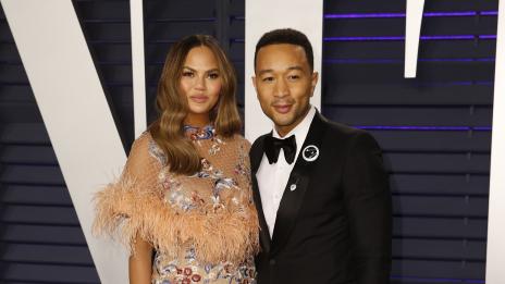 Дъщерята на Джон Леджънд и Криси Тейгън: По стъпките на мама и татко