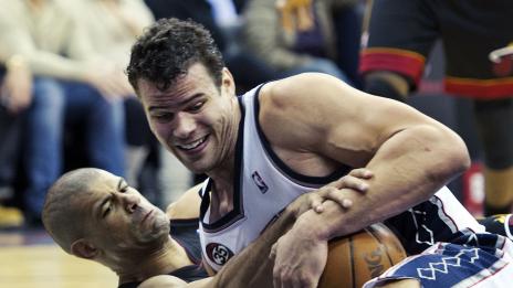 Крис Хъмфрис оставя срещите за след развода