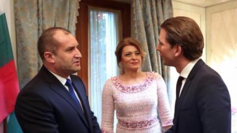 Деси Радева благодари за розовото букле