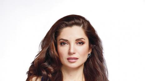 Бащата на Ели Гигова иска внуче, тя остана без гадже