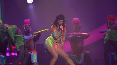 Кейти Пери взима успокоителни преди концерт