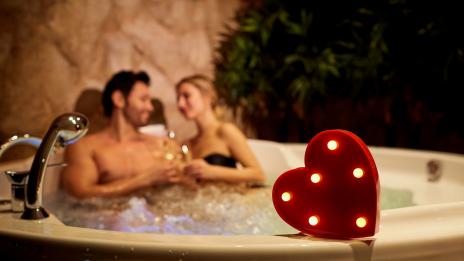 Безопасно ли е да правите секс във ваната?