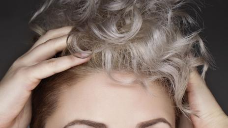 Очна линия на долния клепач?