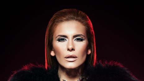 Анелия демонстрира перфектна визия